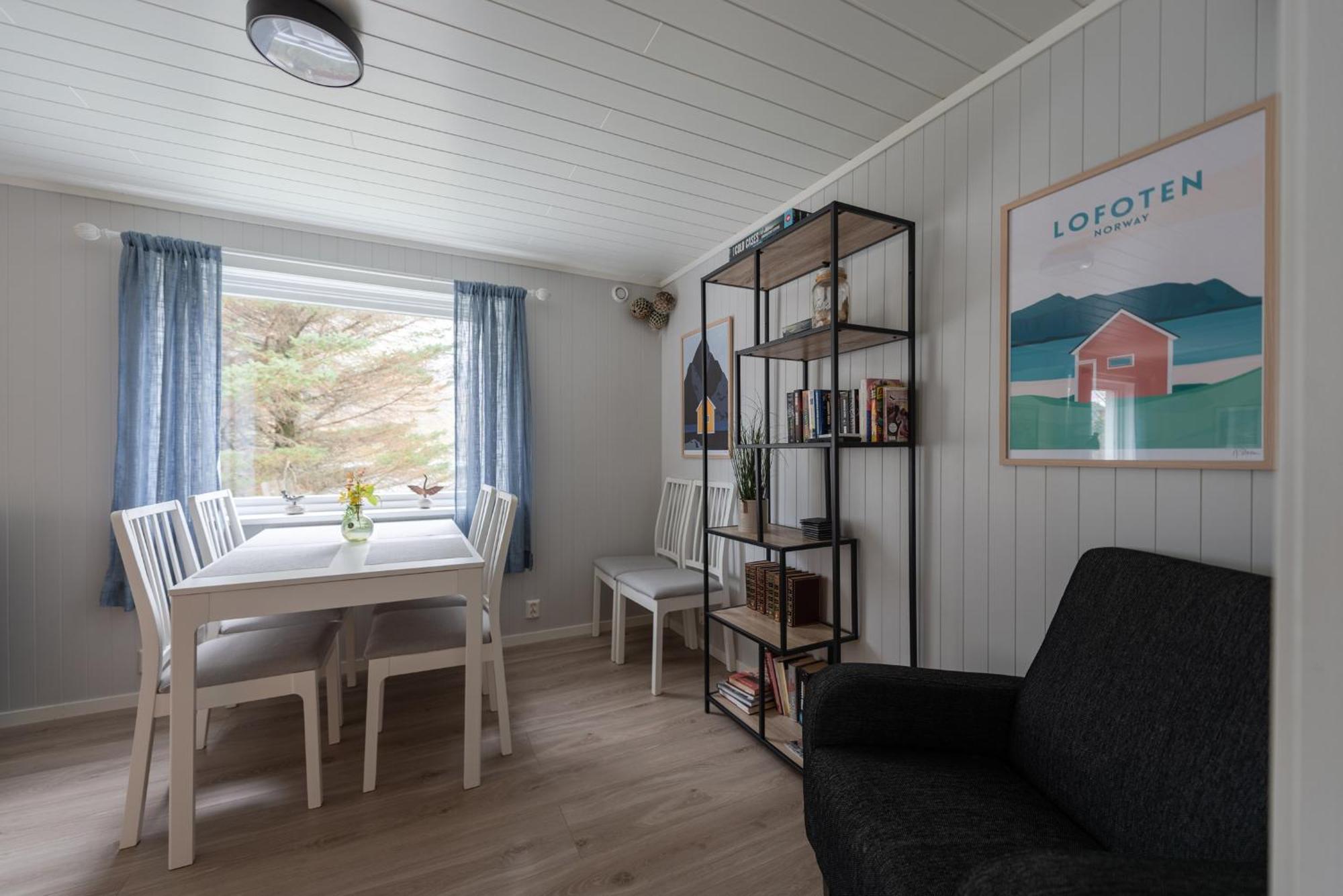 Cozy House By The Fjord In The Heart Of Lofoten Reine Εξωτερικό φωτογραφία